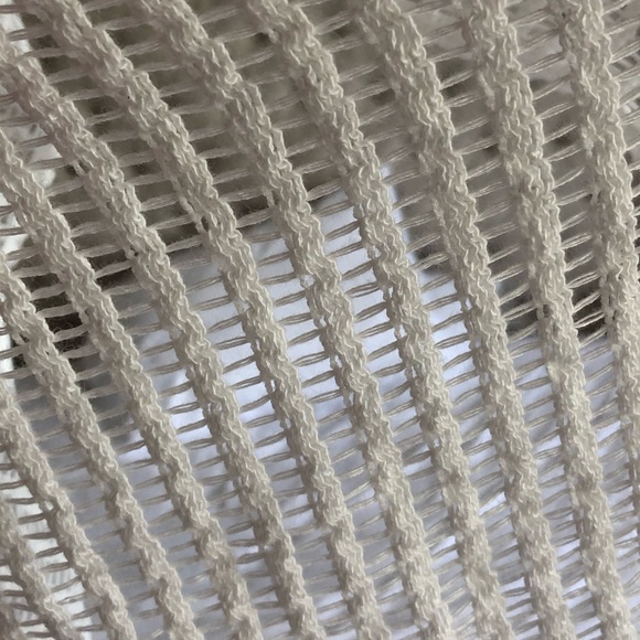 white knit long sleeve crop top - Picture 4 of 4